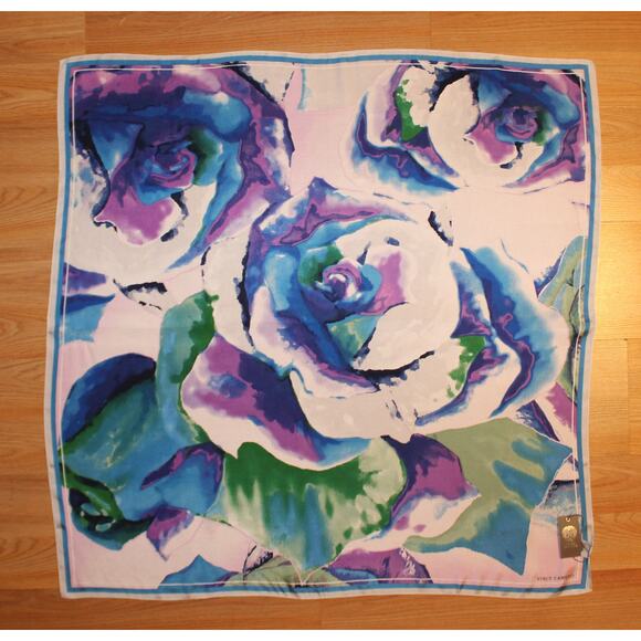 Vince Camuto Grey Gardens 36" Square 100% Silk Scarf #VC2545 - Picture 2 of 2